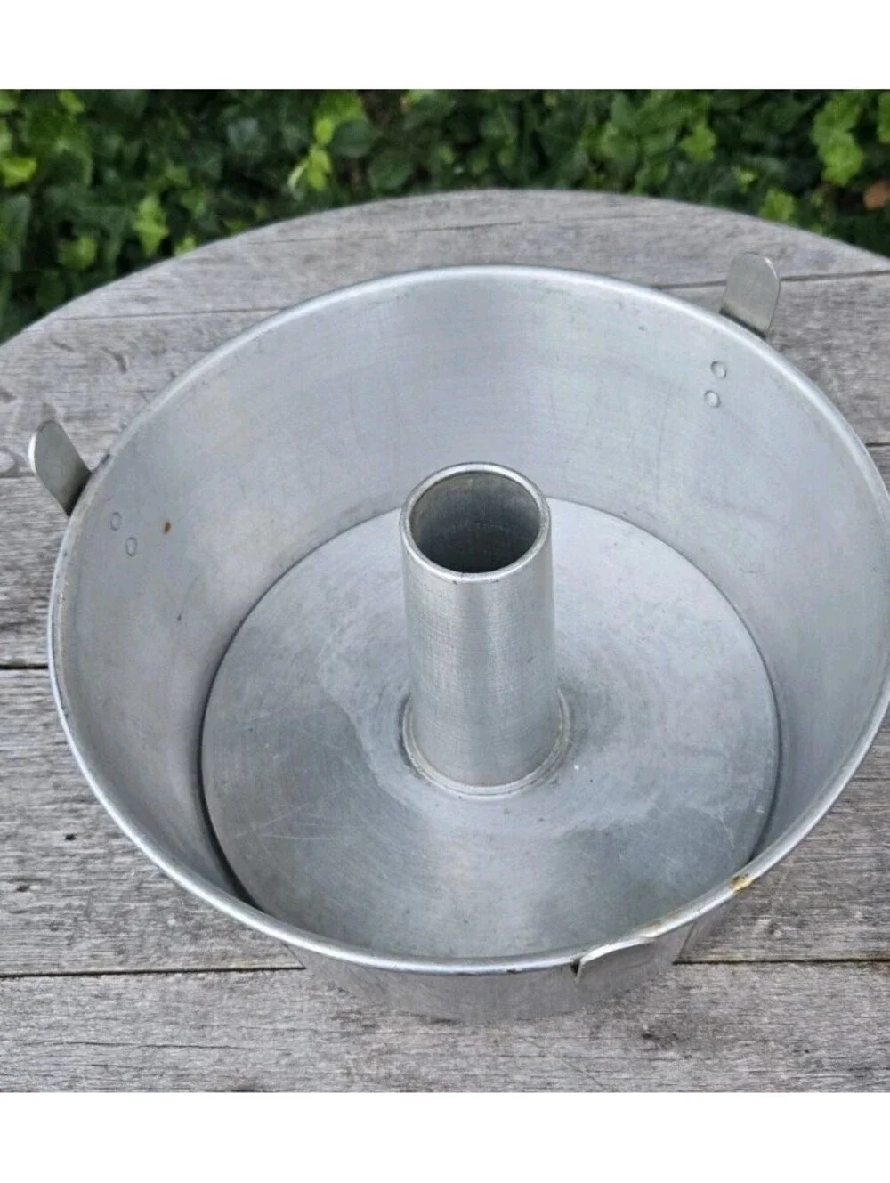 Vintage Aluminum 2 Piece 10